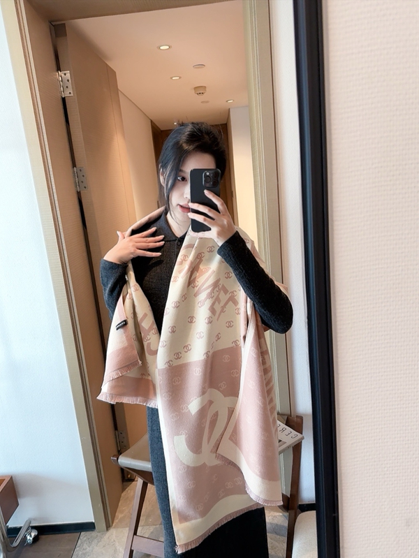 ブランドマフラー正面デザイン